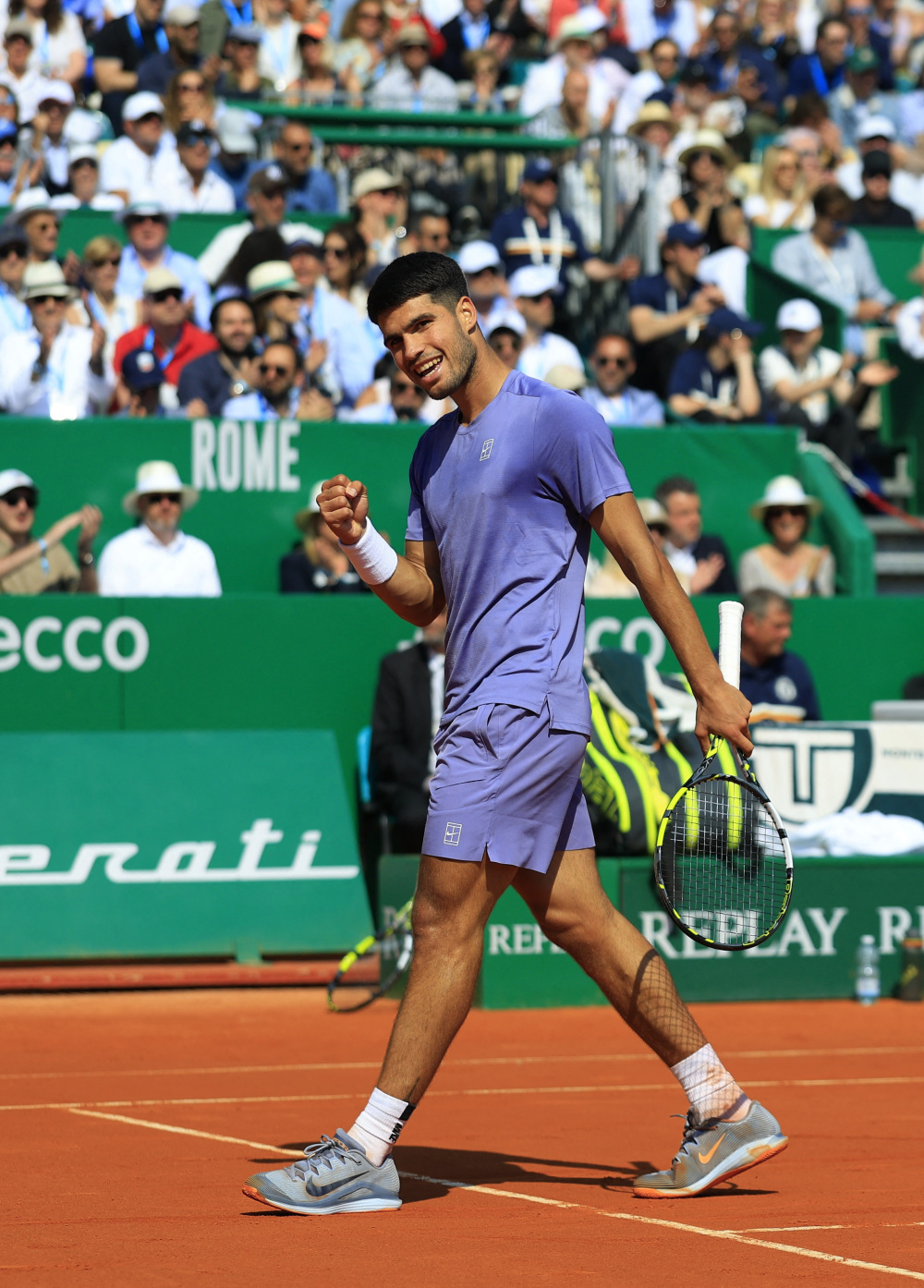 年终总决赛轻取蒙特卡洛大师赛，阿尔卡拉斯统治全场