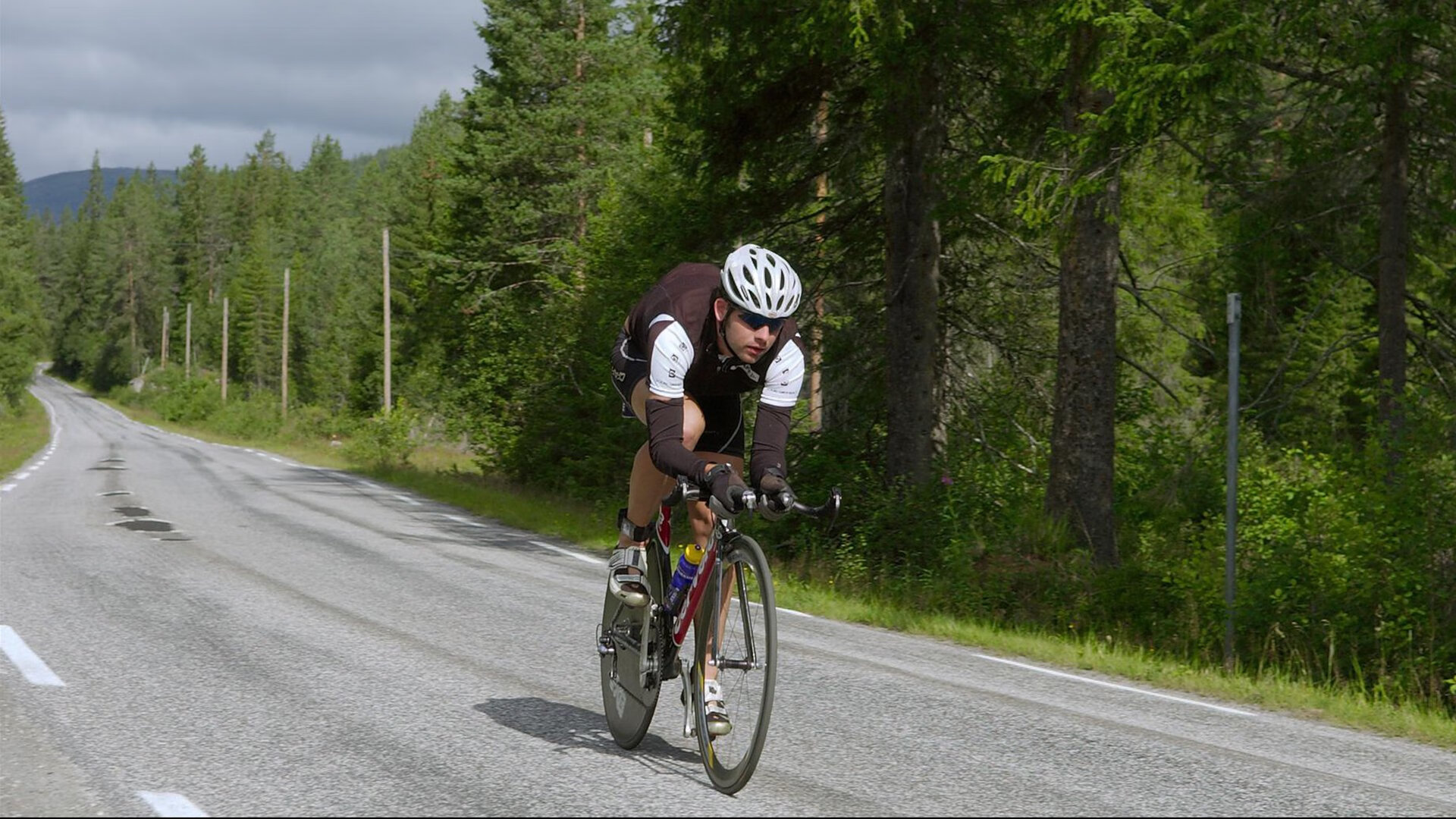 德甲争冠战之夜,小贾伦的制胜表现,如何点燃了足球的纯粹之光?